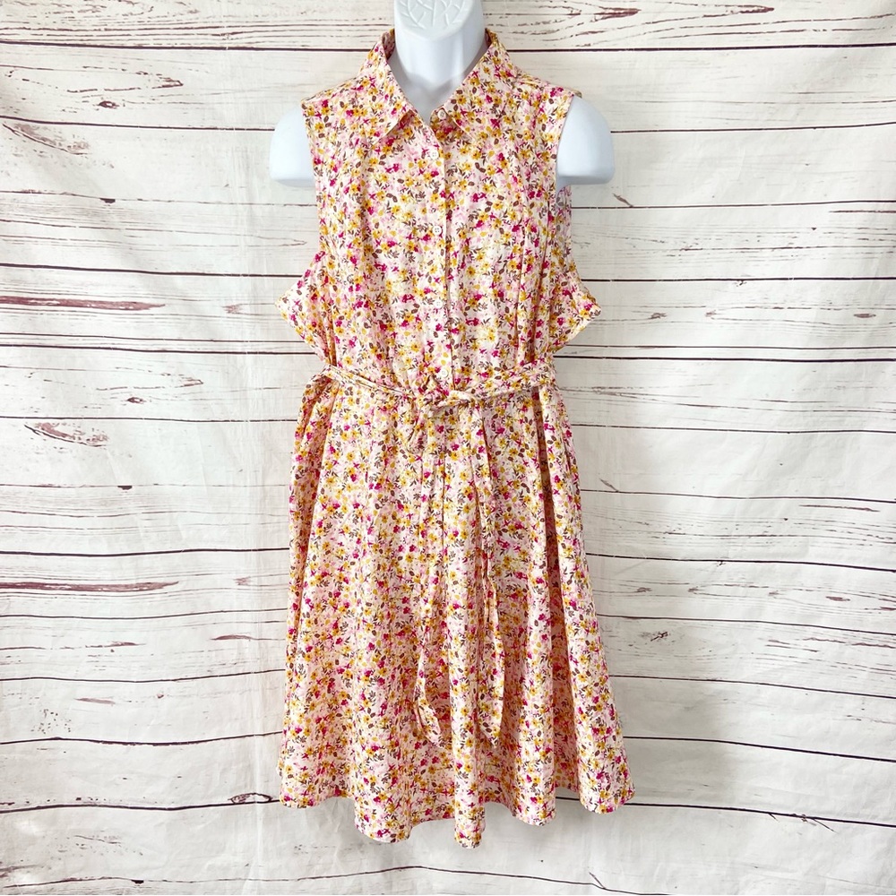 Torrid Shirt Dress Women’s 2 US 2X Pink Poplin Collared Sleeveless Floral.